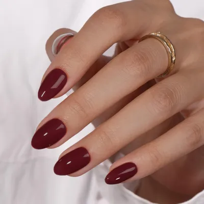 Produktbild von Kurz Gel Press on Nails Dunkelrot Mandel 24 Stück Set mit Kleber