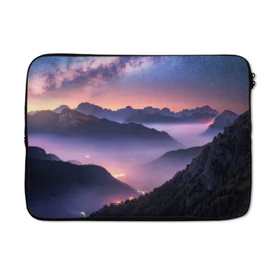 Produktbild von MuchoWow® Laptop Hülle 13 Zoll Berge - Sternenhimmel - Nebel Laptoptasche - Laptophülle - Sleeve - Rundumschutz