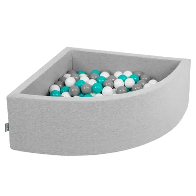 Obrázok produktu pre KiddyMoon 90x30cm/300 loptičiek ∅ 7cm Trojuholník Detské penové loptičky  vyrobené v EÚ, Svetlo sivá: Sivá/Biela/Tyrkysová