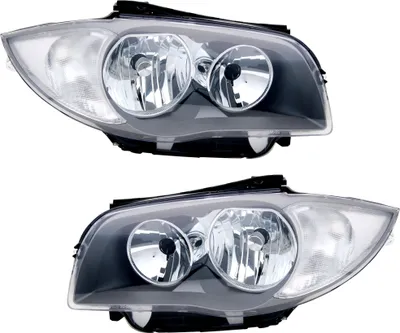 Produktbild von TYC Scheinwerfer Set für BMW E81 E82 E87 E88 1er in Schwarz Halogen H7
