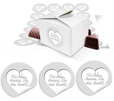 Produktbild von 24 SCHÖN DASS DU DA BIST Geschenk-Schachtel Mini-Schachtel Geschenk-Karton klein 8 x 6,5 x 5,5 + Aufkleber grau weiß silber Verpackung Tisch-deko Gastgeschenk Hochzeit Fest Mitgebsel give-away