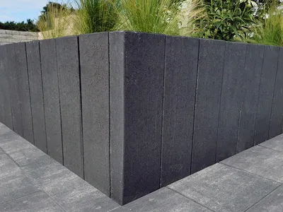 Produktbild von Rechteckpalisade anthrazit 20 cm x 8 cm x 120 cm
