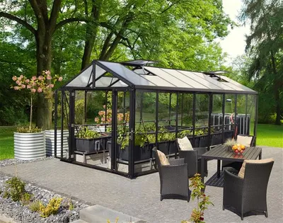 Obrázek produktu pro Vitavia "Zeus Comfort 15700" skleník černý 15,7 m² 3 mm tvrzené bezpečnostní sklo, 10 mm HKP