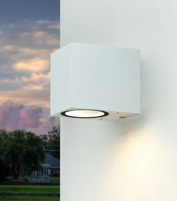 Produktbild von Außenwandleuchte klein "Aalborg" Weiß Aluminium Glas GU10 bis 35W Moderne Wandlampe Terrasse Balkon