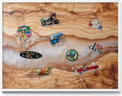 Produktbild von Magnetboard 80x60 cm – Weißer Rahmen – Holzstruktur Mit Harz – Magnetische Tafel, Magnetwand – Metall Magnetische Tafel, Kinderzimmer