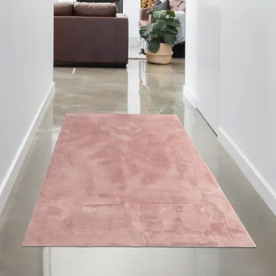Produktbild von Teppich rosa Hasenfell-Optik elegant weich mit feinem Schimmer modern Größe - 60 x 110 cm