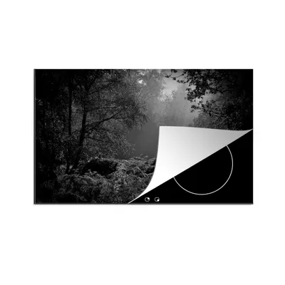 Produktbild von KitchenYeah© Herdabdeckplatte Nebel im New Forest National Park in England - schwarz-weiß , 85x52cm, Küche Deko, Glaskeramikkochfeld Herdabdeckung, Abdeckplatte fùr Kochfeld