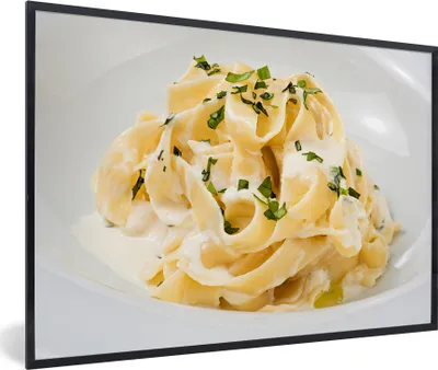 Produktbild von MuchoWow® MuchoWow® Gerahmtes Poster Nudeln mit Parmesankäse 30x20 cm - Poster mit zchwarzem Bilderrahmen - Kunstdruck - Bild-Poster