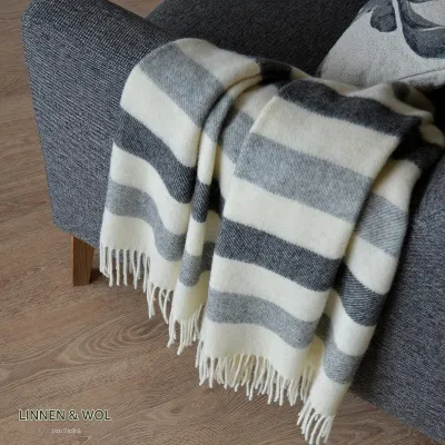 Wolldecke 140x200 cm, 100% Neuseelandwolle, Grau, mit Fransen