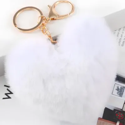 Immagine prodotto di Portachiavi Cuore Bianco in Peluche - Accessorio Elegante e Unico KP41076
