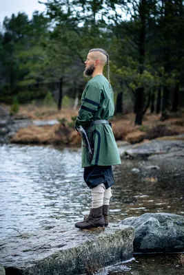 Produktbild von Wikinger Tunika Grün „Bragi“ XL