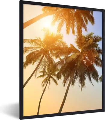 Produktbild von MuchoWow® Gerahmtes Poster Palme - Sonne - Sommer - Tropisch 60x80 cm - Poster mit Schwarzem Bilderrahmen Wandposter Rahmen Foto Bilder - Premium - Wanddeko Wohnzimmer