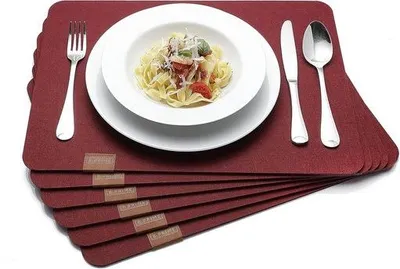 Image de Sous-assiettes en feutre de haute qualité, lot de 6, rouge, lavables, 44 x 32 cm