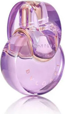 A studio shot of a Bvlgari Omnia Amethyste Eau de Toilette spray bottle.