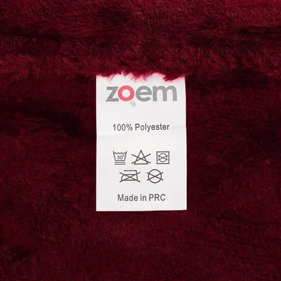 Produktbild von Zoem - Fleecedecke mit Ärmeln Rot - inklusive Fleecesocken - Kombi-Deal - Fleece Plaid - Pullover - super weich - Hoodie - Kuscheln Hoodie
