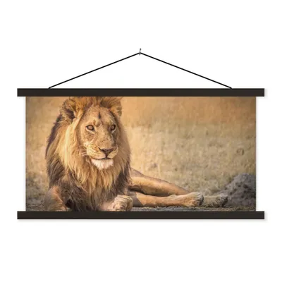 Produktbild von MuchoWow® Textilposter Löwe - Nahaufnahme - Savanne 60x30 cm mit schwarzem Rahmen - Textilien