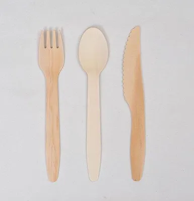Produktbild von Unyqoos® Einwegbesteck aus Holz — 100 Stück (40 Gabeln, 40 Löffel, 20 Messer), nachhaltig, kompostierbar & biologisch abbaubar, Campingbesteck