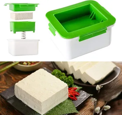 Obrázek produktu pro Lis na tofu svépomocí: plastová forma, transformátor na sójovou omáčku, domácí stylový lis, odkapávací box, malá kuchyňská mísa.