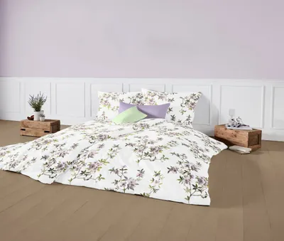 Produktbild von Fleuresse Interlook Jersey Bettwäsche 135x200 Blütenzweige lila flieder 078382-6