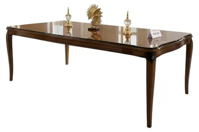 Produktbild von Eleganter Esstisch mit modernem Design und stabiler Konstruktion