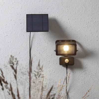 Immagine prodotto di Faretto solare a LED 'Powerspot' - bianco caldo - 800lm - con rilevatore di movimento e sensore di luce - H: 16cm