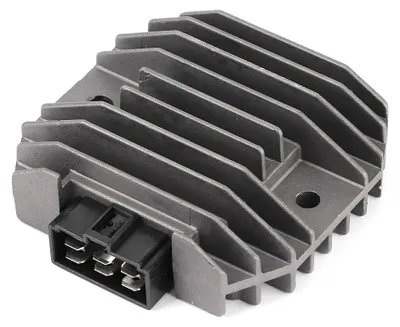 Immagine prodotto di Raddrizzatore a 6 poli in lega di alluminio
Regolatore compatibile con Kawasaki ZZR600 e ZX600D, anni 1990-1992
