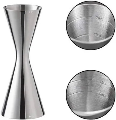 Productafbeelding van Ibenzoa® Cocktailmaat van roestvrij staal 304 – nauwkeurige barmaat van 2 oz (60 ml) / 4 oz (120 ml) met meetmarkeringen en een ergonomische handgreep