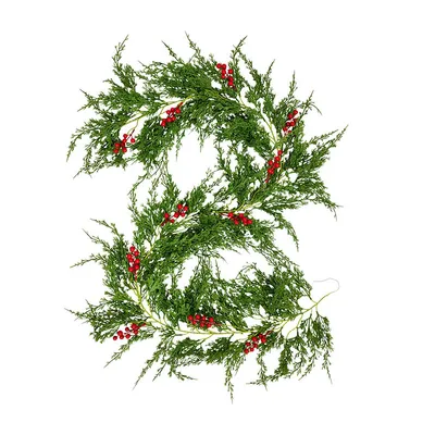 Image de Couronne de Noël avec des aiguilles de sapin simulation rotin baies rouges pour la cuisine familiale mariage jardin décoration murale