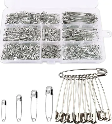 Produktbild von 200 Stück Sicherheitsnadeln Set In 5 Größen, Edelstahl Silber Rostfrei Mit Aufbewahrungsbox, Silber Haltbar Sicherheitsnadeln, Gebogene Nadeln Mit Fingerschutz Für Nähen Basteln Und Säumen