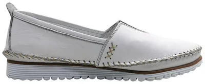Imagen del producto de Andrea Conti. Zapatos de mujer. Zapatos planos. Zapatos tipo mocasín. Color blanco. Para uso casual