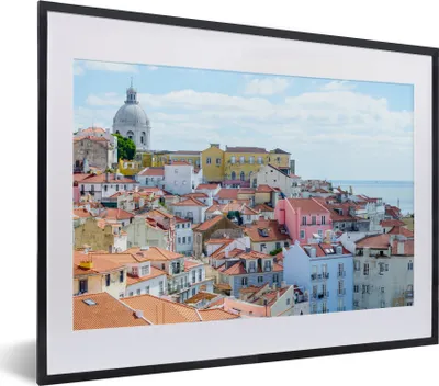 Produktbild von MuchoWow® MuchoWow® Gerahmtes Poster Pastellfarbene Häuser im alten Stadtteil Alfama in Portugal 40x30 cm - Poster mit zchwarzem Bilderrahmen - Bilderrahmen - Poster im Rahmen