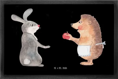 Produktbild von Mr. & Mrs. Panda fußmatte Hase Igel 50 x 75 cm - Schwarz - Geschenk, Herzschmerz, Trennungsschmerz, Fußabstreifer, Schmutzmatte, Lustige Sprüche, Liebe Spruch, und