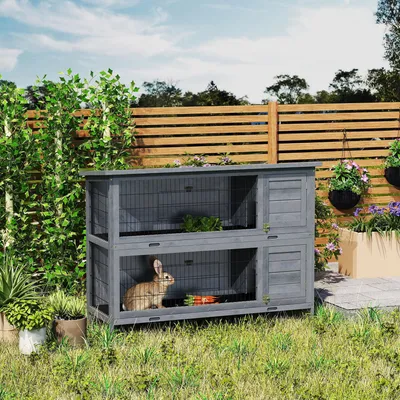 Produktbild von SUGIFT Kaninchenstall 2 Etagen Asphaltdach aus Tannenholz, Hasenstall großräumig mit Bodenwanne, Kleintierhaus Doppelstock, Grau | 136,4x50x93 cm | 17,4 kg