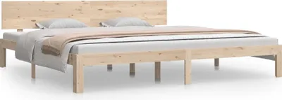 Obrázek produktu pro vidaXL Postel z masivu borovice 200x200 cm