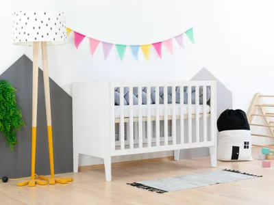 Produktbild von Kinderbett SLEEPY mit höhenverstellbarem Lattenrost und vollem Kopfteil - Weiß - Weiß
