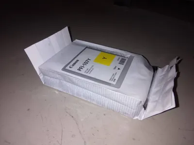 Produktbild von Canon PFI-107Y, Gelb, Tinte auf Pigmentbasis, 1 Stück(e)