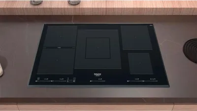 Immagine prodotto di Hotpoint Ariston Piano cottura a induzione HT 1090 BA