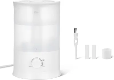 Imagen del producto de Humidificador para dormitorio: depósito de 3 litros con abertura superior para rellenar, y difusor para aceites esenciales. Color blanco