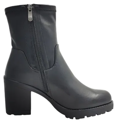Imagen del producto de Zapatos y botas de mujer de la marca Marco Tozzi, color negro, para uso casual