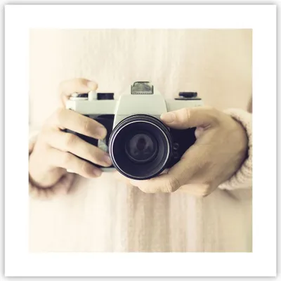 Produktbild von Poster - Poster ohne Rahmen - Die Kamera Retro Fotografie - 40x40 cm - Wand Bild - Wanddeko - Wandbilder - Kunstposter - Wandposter - Bilder - Kunstdruck - Wanddekoration - Wandbild - P2XAC40x40-4930