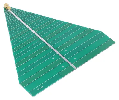 Obrázok produktu pre UWB logaritmické antény, frekvenčný rozsah 600 MHz až 6000 MHz, výkon 50 W, vysoký zisk, WiFi, ultraširokopásmové