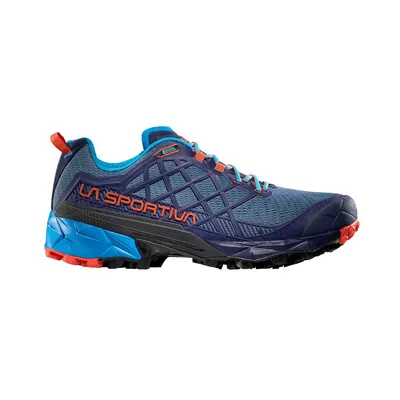 Trailrunning-Schuh "Akyra II" von La Sportiva in Blau und Orange; mit rutschfester Sohle.