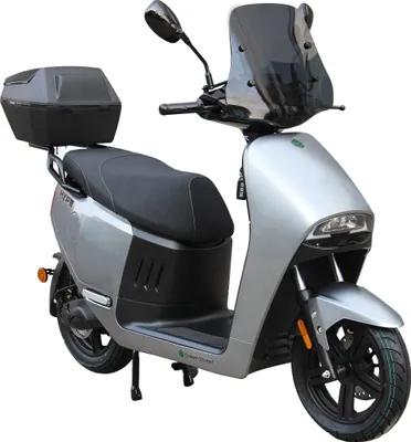 Produktbild von Elektroroller HYPE 3000 W 85 km/h silber inkl. Topcase & Windschild