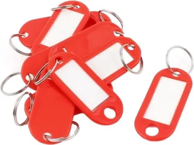 Immagine prodotto di Confezione da 1 portachiavi personalizzabile, monocolore - Targhette per chiavi con anello personalizzabili | Portachiavi personalizzabile | Portachiavi in plastica con etichette sostituibili - ROSSO
