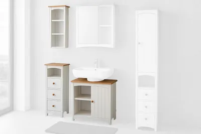 Produktbild von Badezimmermöbel aus Massivholz