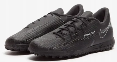 Imagen del producto de Zapatillas de fútbol Nike Phantom GT2 Club TF, modelo DC0821 001, talla R-44