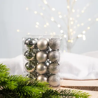 Produktbild von Kunststoff Weihnachtskugel silber - 24 Stück Ø 3cm Deko Kugel Christbaumschmuck Mix Matt Glänzend Glitzer