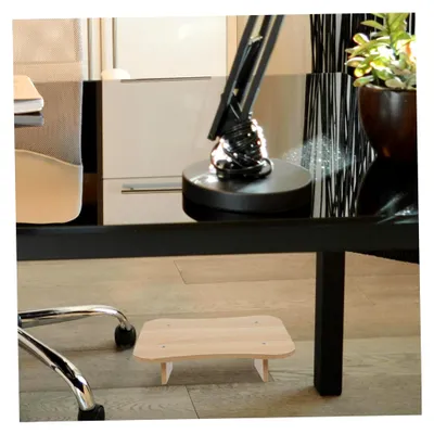 Produktbild von Fußstütze aus Holz – Kompakter Tritthocker für ergonomisches Sitzen im Büro und Zuhause zur Haltungskorrektur