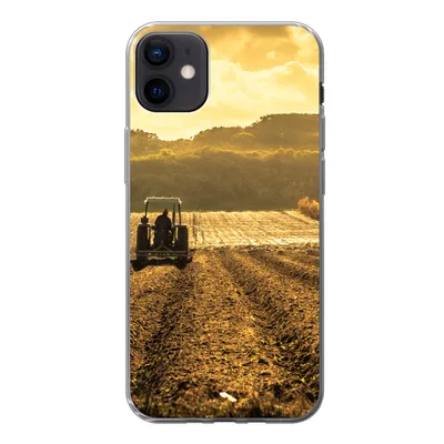 Produktbild von MuchoWow® Handyhülle Schutzhülle Hülle für iPhone 12 mini Traktor - Bauernhof - Berg Silikon Softcase Handy Hülle - Bild