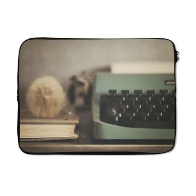 Produktbild von MuchoWow® Laptop Hülle 13 Zoll Schreibmaschine - Vintage - Löwenzahn Laptoptasche - Laptophülle - Sleeve - Rundumschutz